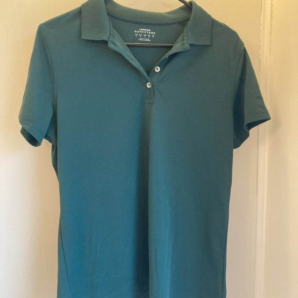 Land's End Outfitters shirt, size medium. Forest green.